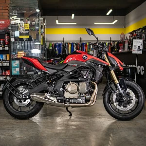 Мотоцикл QJ SRK 600 (красный) 2026г.